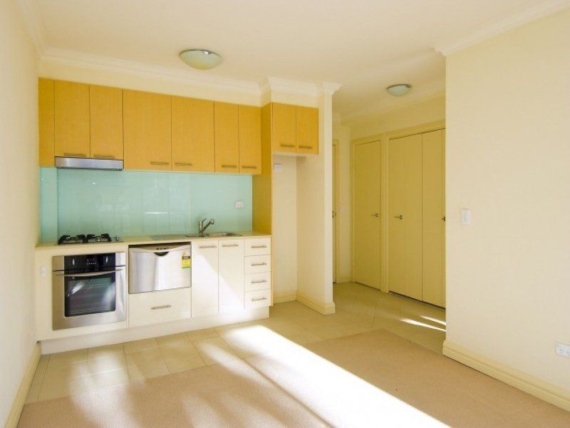 9/20 Hume Street WOLLSTONECRAFT NSW, Wollstonecraft - Thumbnail 2