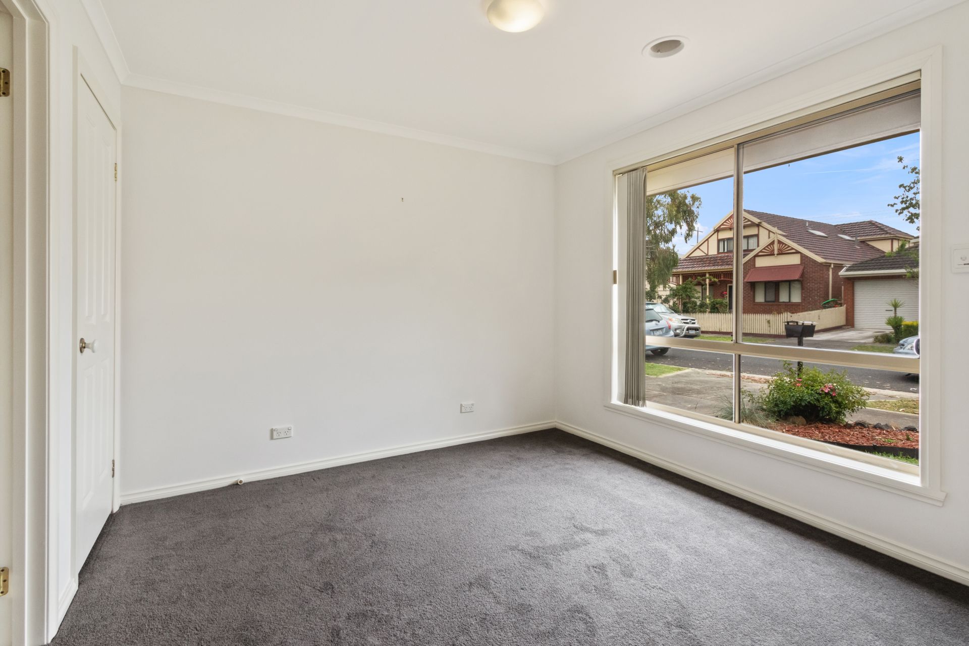 CONVENIENT LOCATION, IN A QUIET PEACEFUL STREET