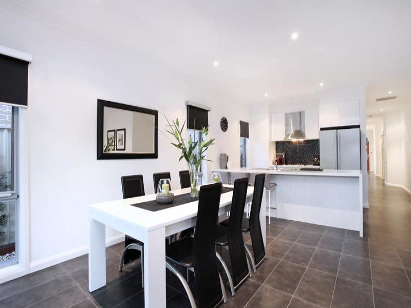 39 Daly Circuit, Caroline Springs - Thumbnail 4