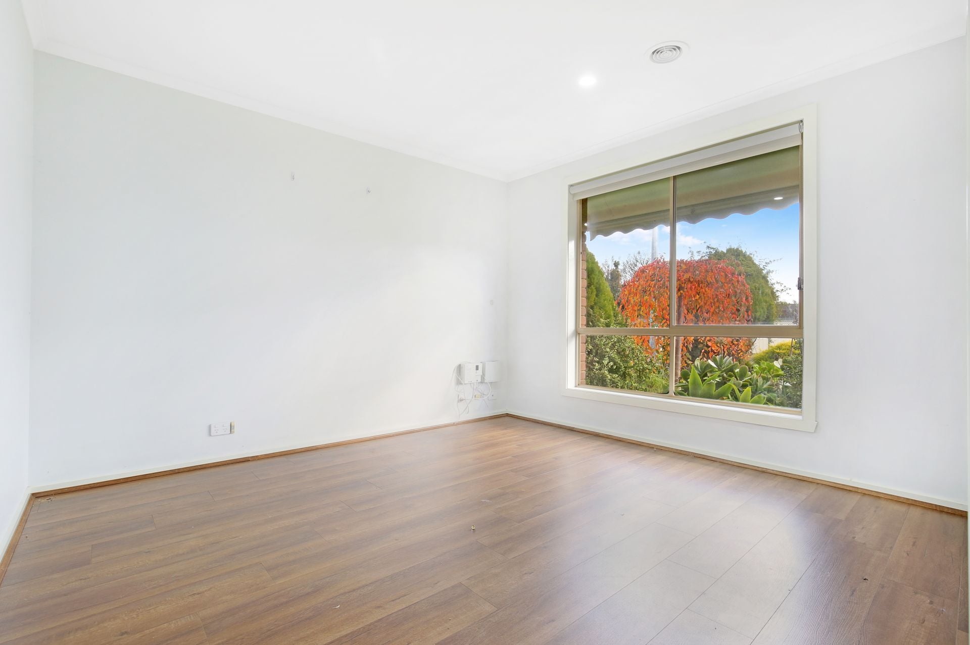 3 bedroom renovated delight!