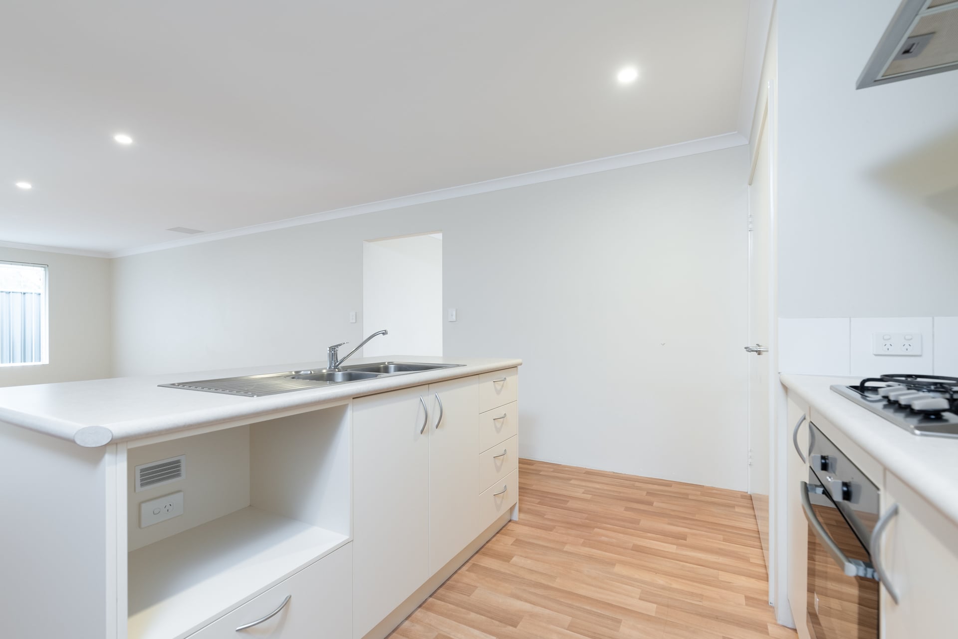 19  Mystery road BANKSIA GROVE WA, Banksia Grove - Thumbnail 6