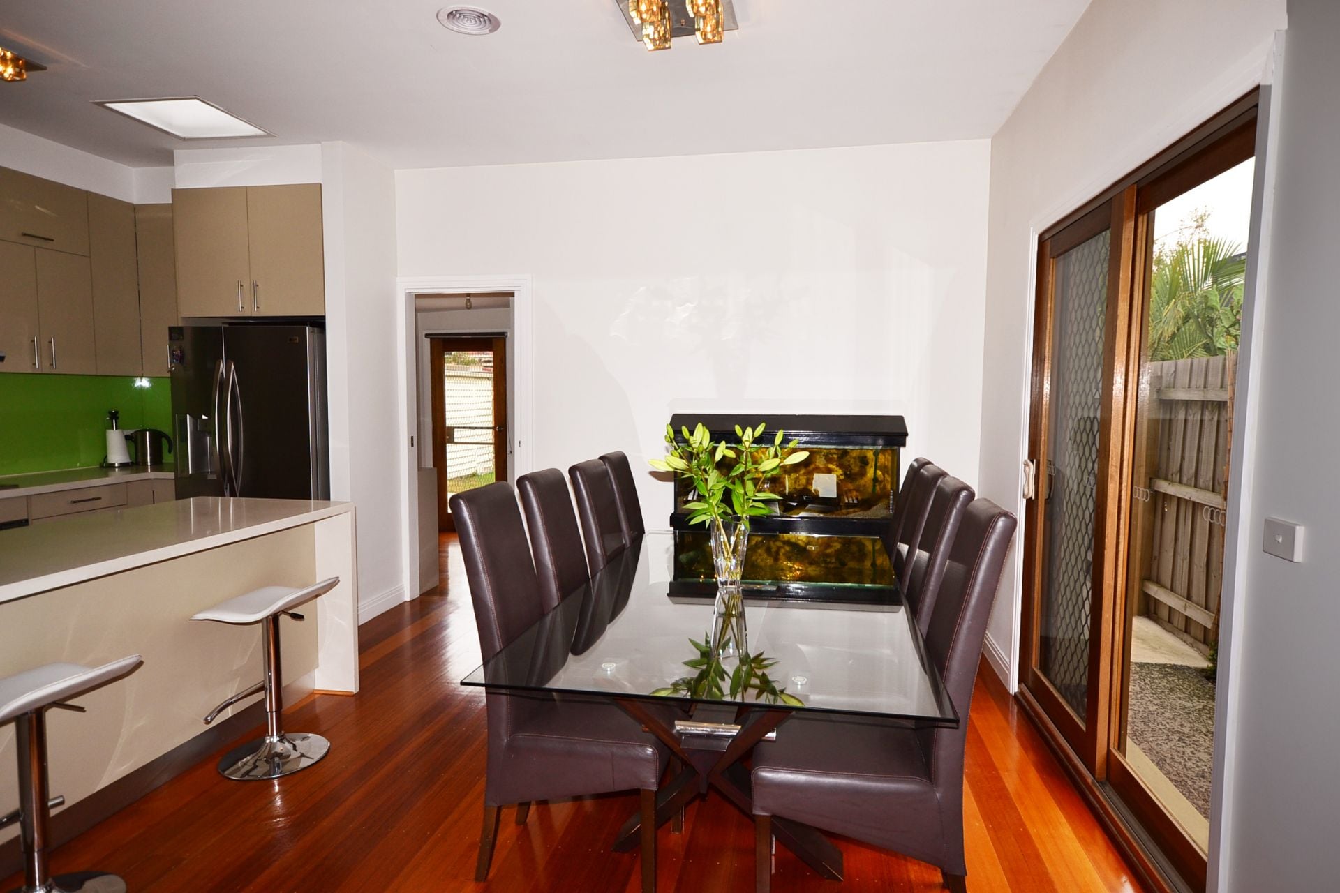 SUPERB MODERN STYLE