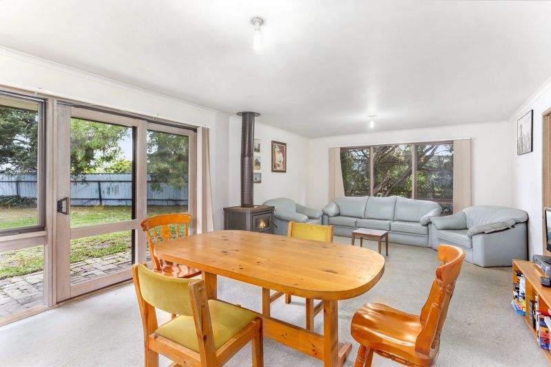 15 Wattlebird Crescent Barwon Heads VIC, Barwon Heads - Thumbnail 2