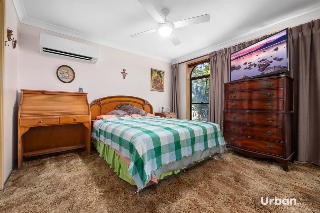 South Windsor 43 Snailham Crescent
