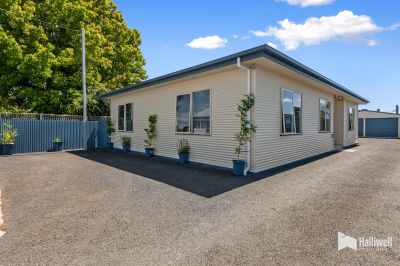 4
 
 
 
  
 
 
 2
 
 
 
  
 
 
 1
 
 
 
 
 
 
 
 39 Cotton Street, Latrobe TAS 7307, Latrobe - Thumbnail 2