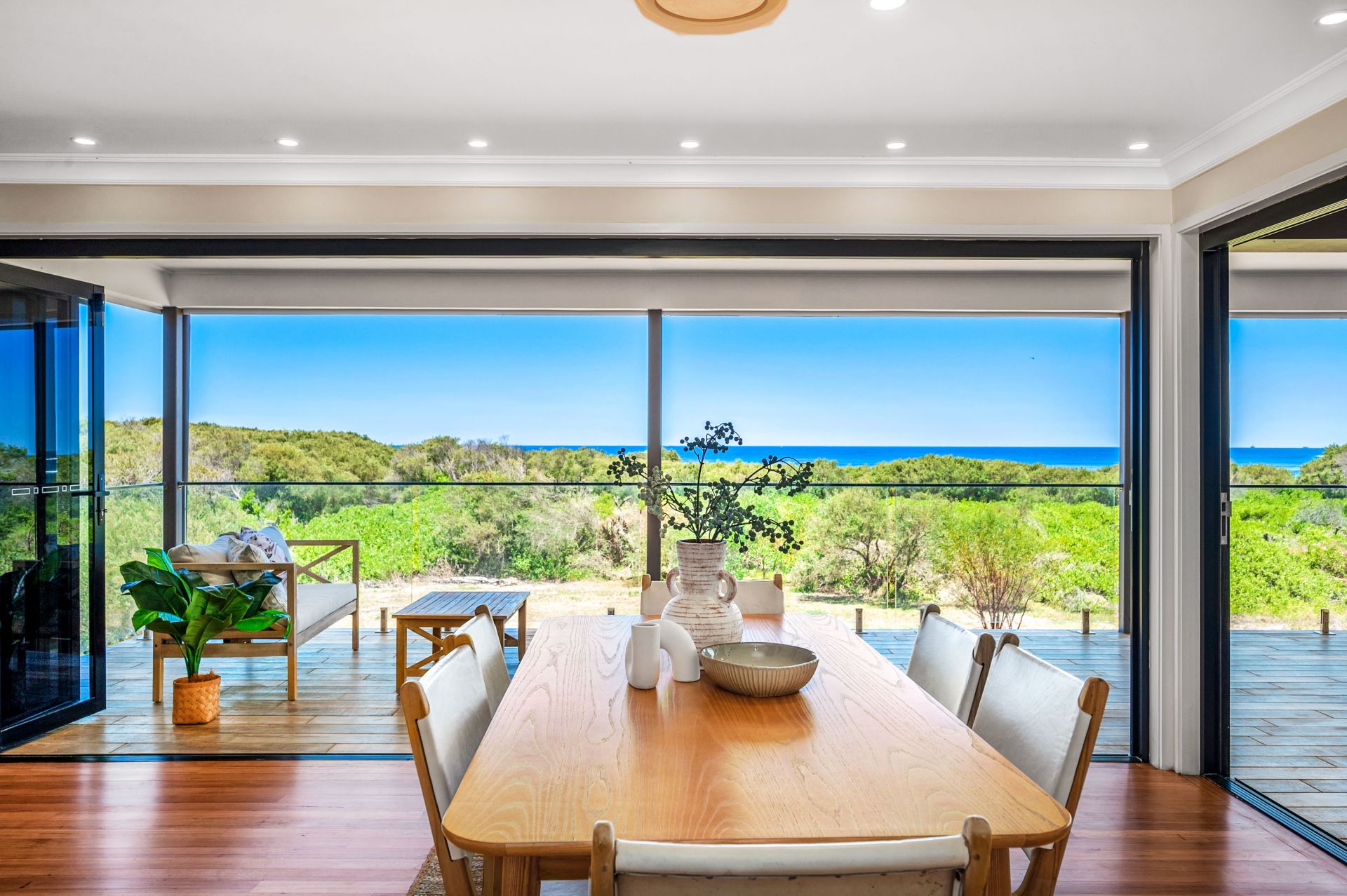 25 Driftwood Close, Caves Beach - Thumbnail 3