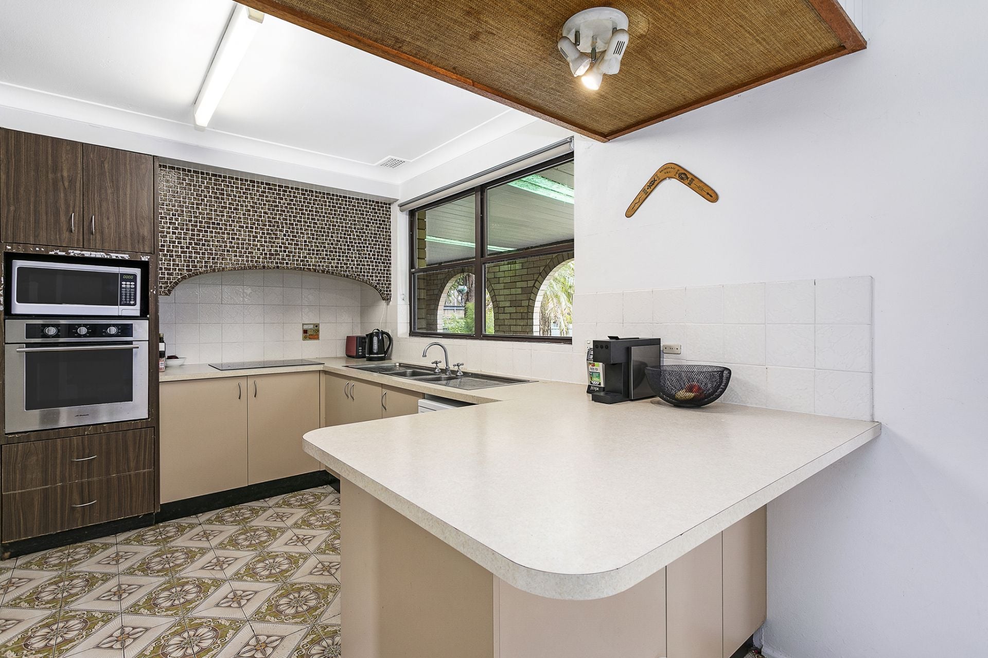 6 Hampton Road Sylvania Waters NSW, Sylvania Waters - Thumbnail 2