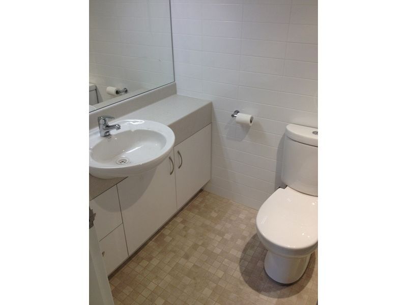 Level Flat/10 Pearson Avenue, Gordon