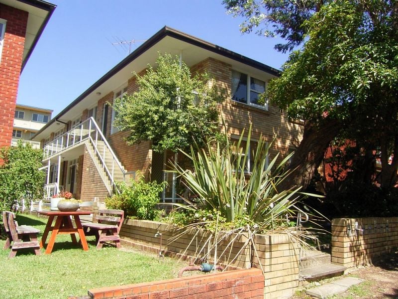 4 Searl Road