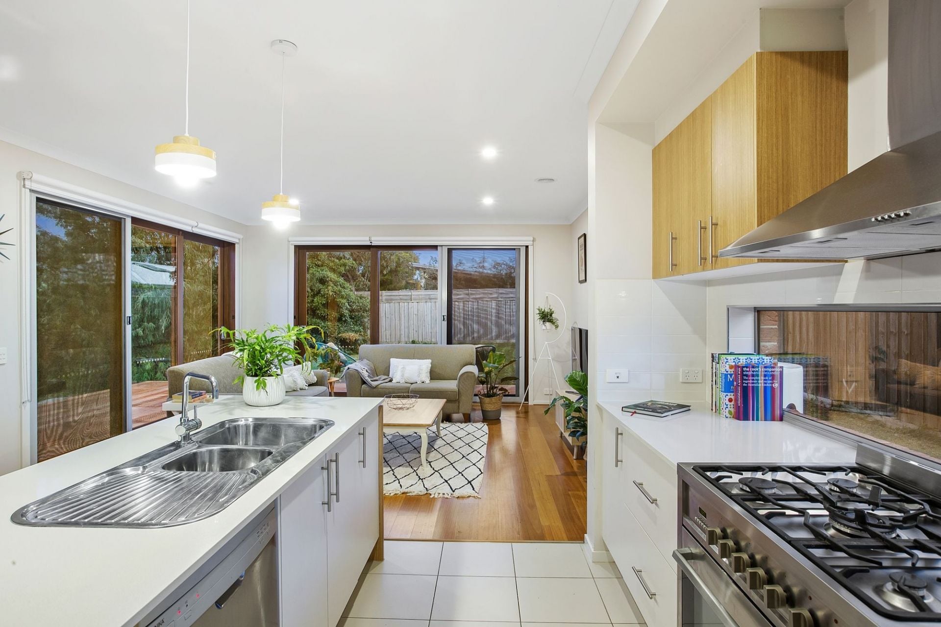 7 Black Swan Court Barwon Heads VIC, Barwon Heads - Thumbnail 4