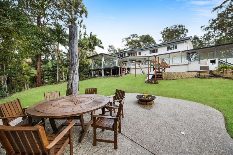 SOLD FOR $2,550,000.00