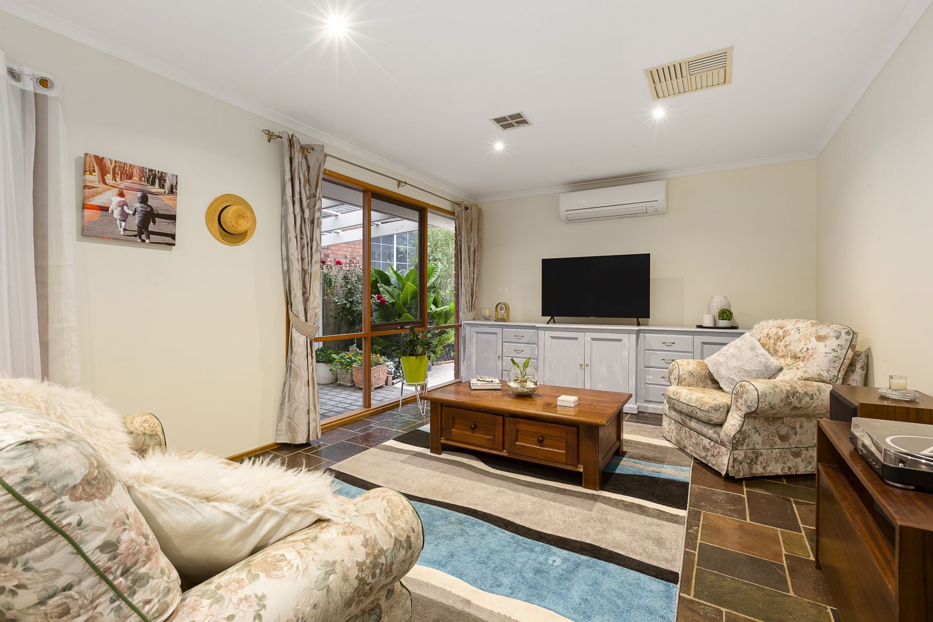 Desirable Discovery, Delightful Location