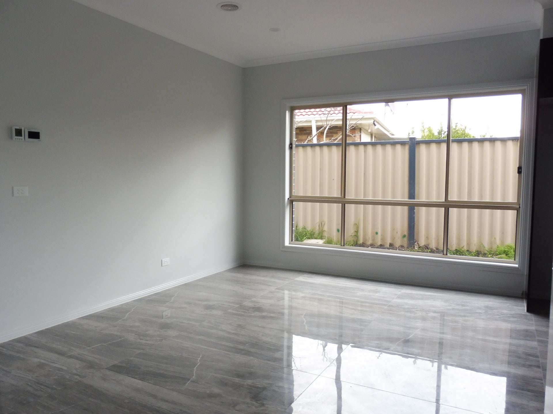 NEWLY BUILT FAMILY HOME