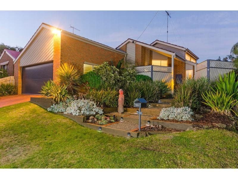18 Sunrise Close OCEAN GROVE VIC, Ocean Grove - Thumbnail 3