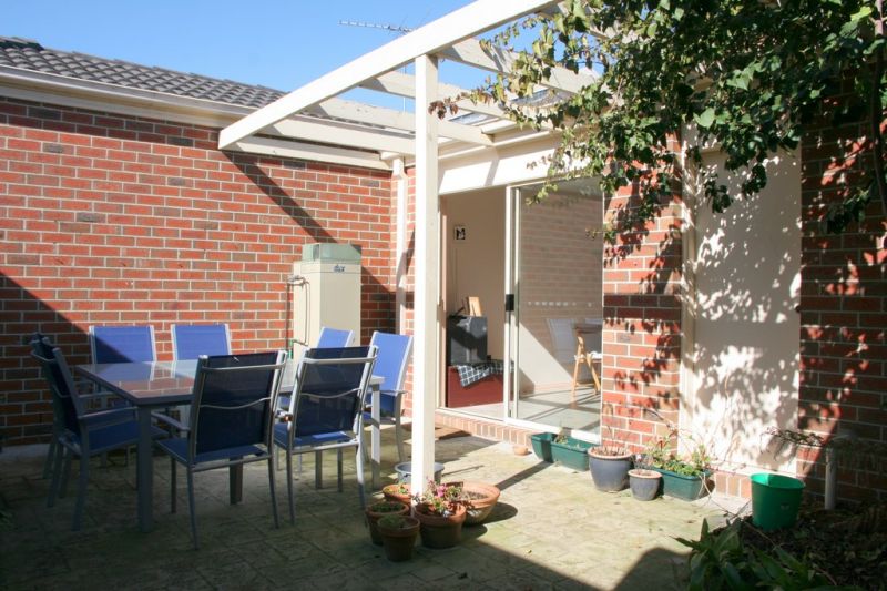 Unit 1/26 Bracken Grove, Altona - Thumbnail 3