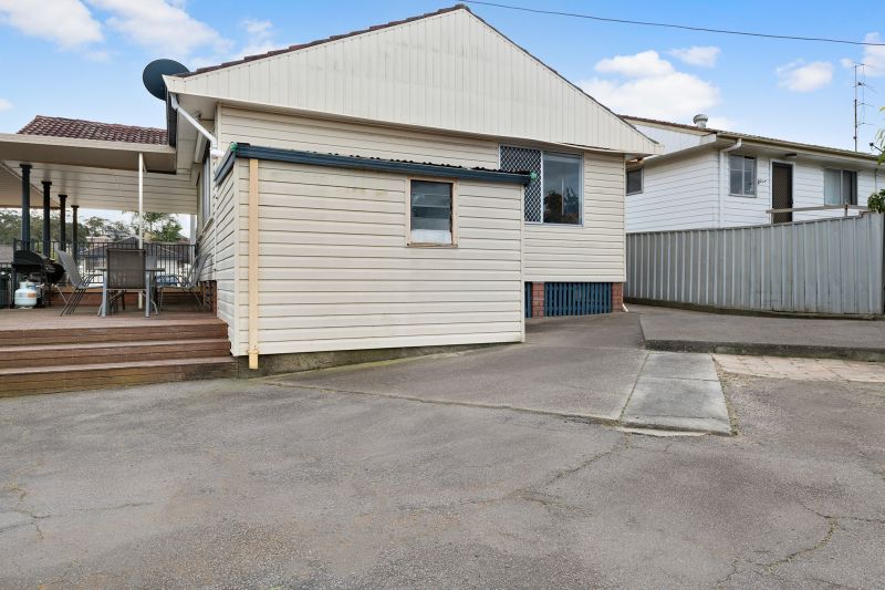 Real Estate For Sale 29 Etheridge Crescent Edgeworth , NSW