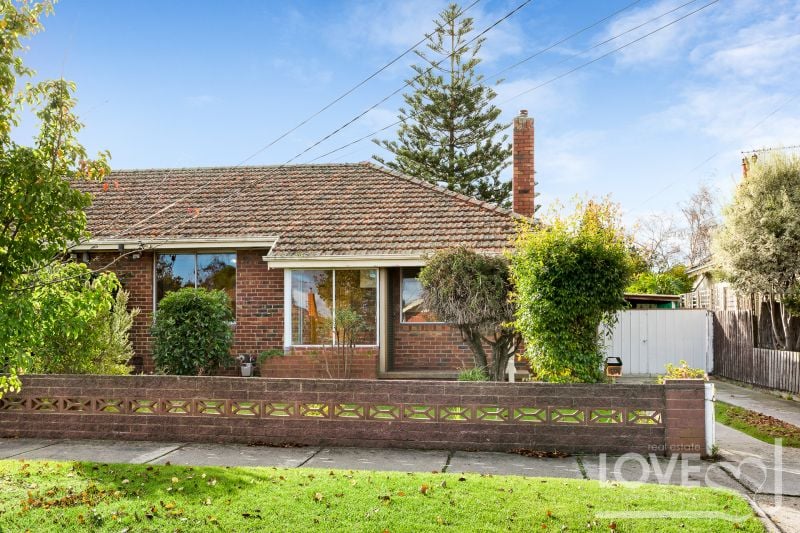 10 Frankston Street, Reservoir