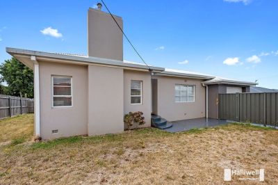 4
 
 
 
 
  
 
 
 1
 
 
 
 
 
 
 
 32a Middle Road, Devonport TAS 7310, Devonport - Thumbnail 4