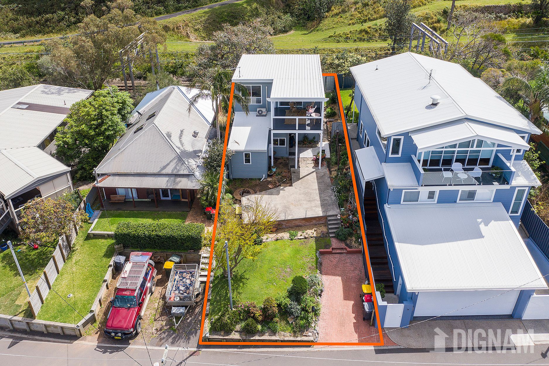 12 Railway Terrace, Scarborough NSW