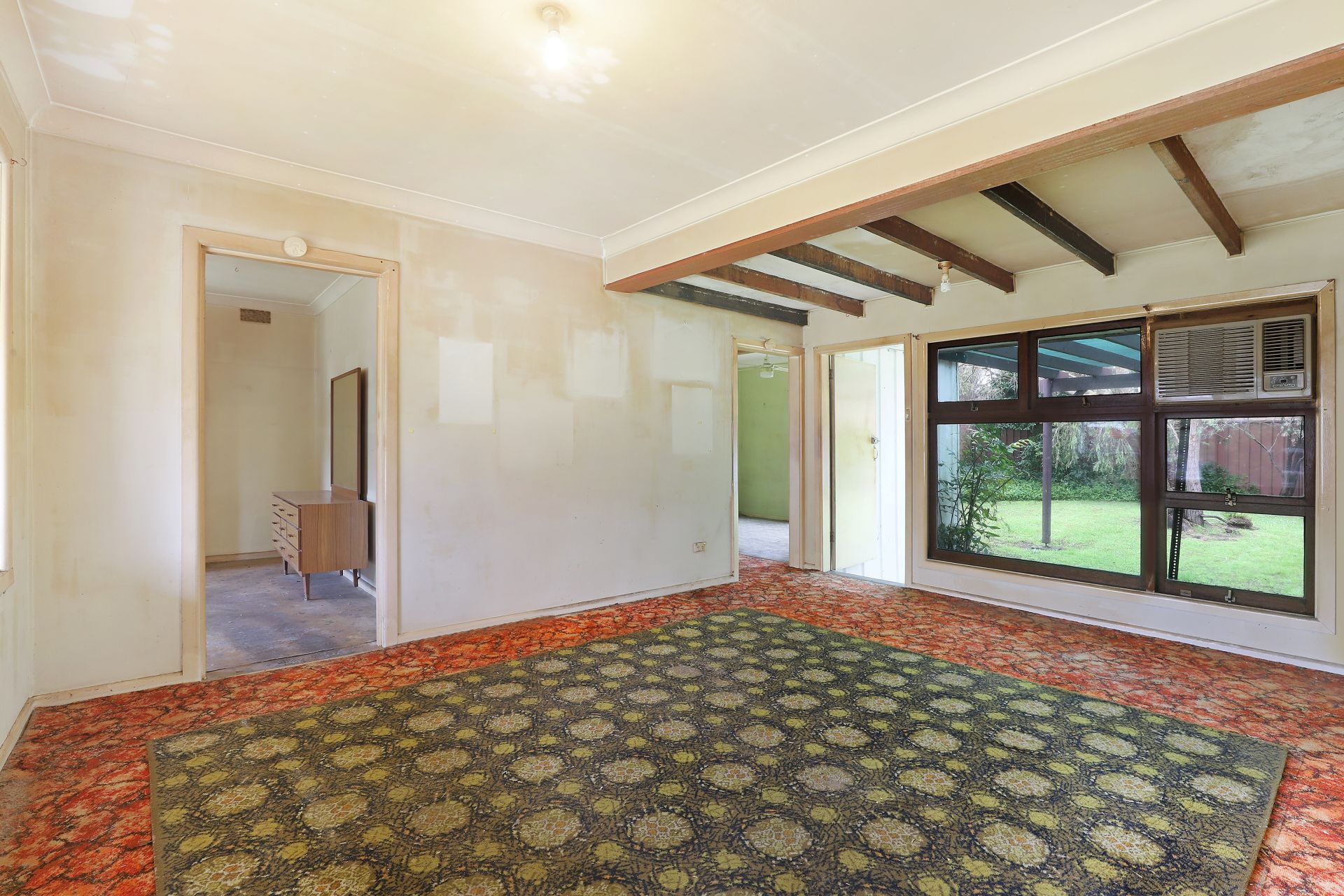 Real Estate For Sale 8 Thurlgona Road Engadine , NSW
