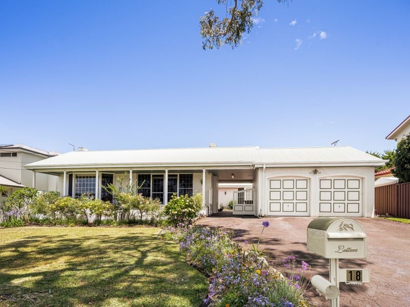 18 Binaville Avenue, Burraneer NSW, Burraneer - Thumbnail 2