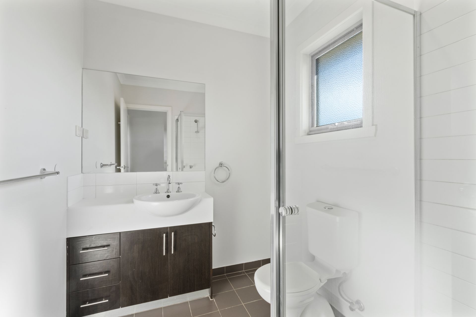 Spacious, stylish townhouse