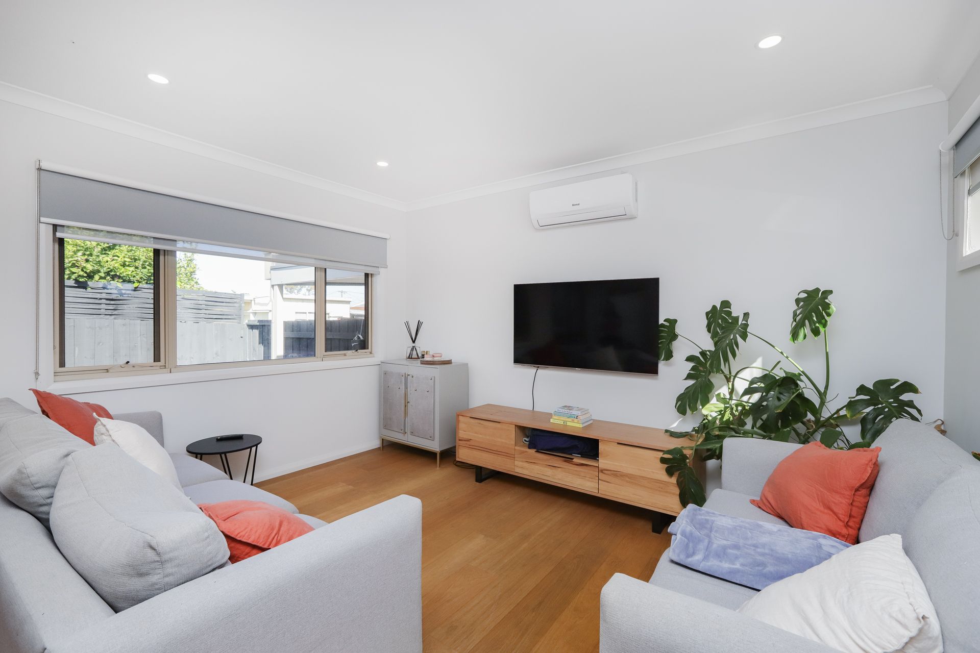 3/4 Camperdown Avenue Sunshine North VIC, Sunshine North - Thumbnail 3