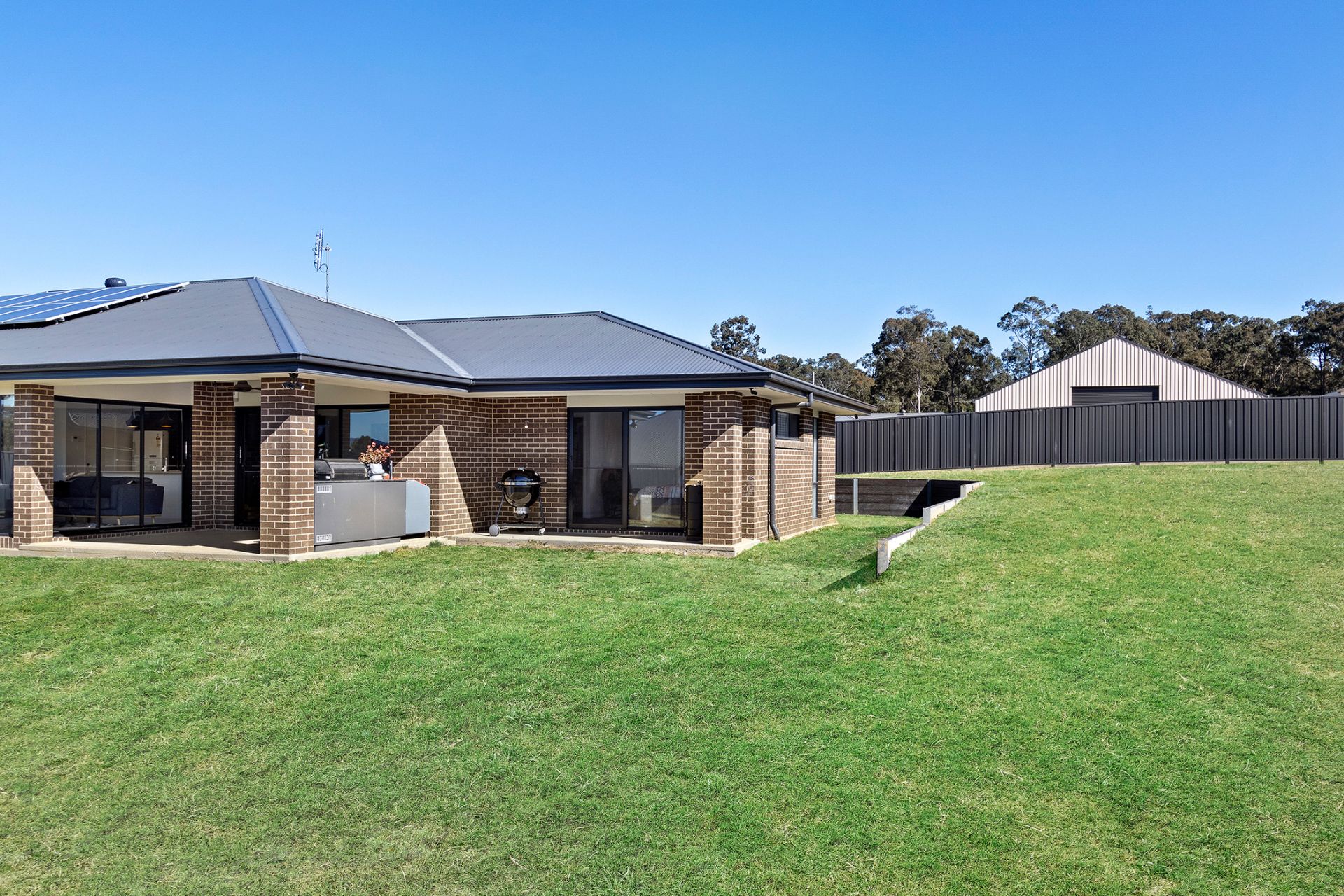 Real Estate For Sale 22 Woodlands Drive Weston , NSW