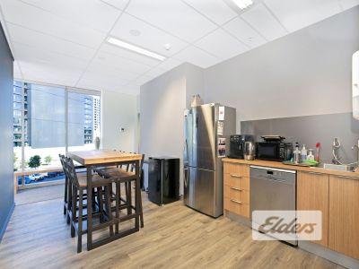 INVEST OR OCCUPY | PREMIER OFFICE - KING ST PRECINCT!