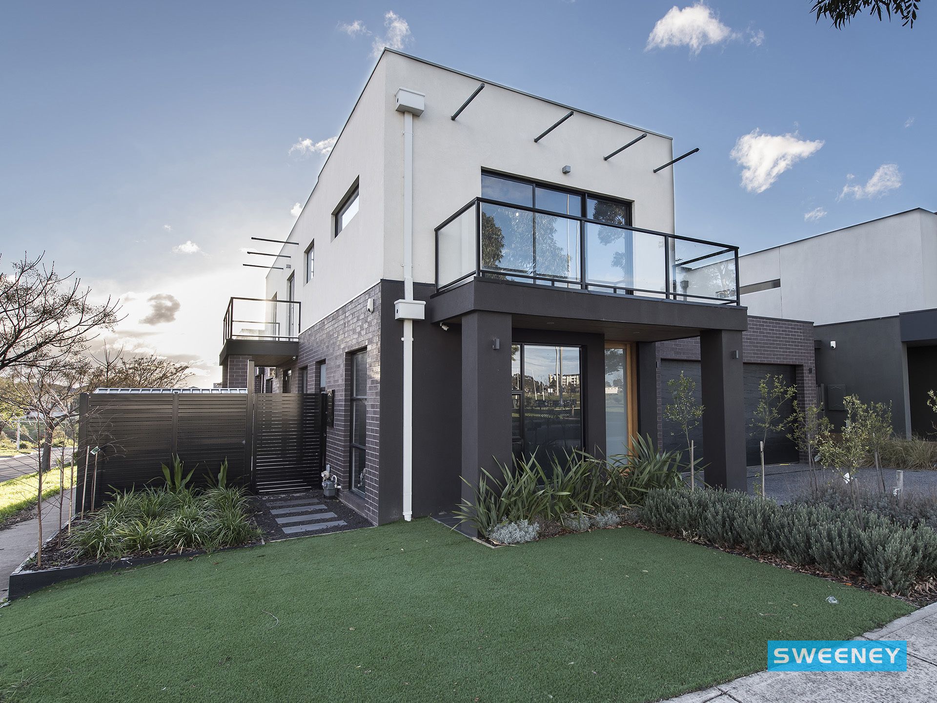 32 Brunton Avenue, Caroline Springs Sweeney Estate Agents