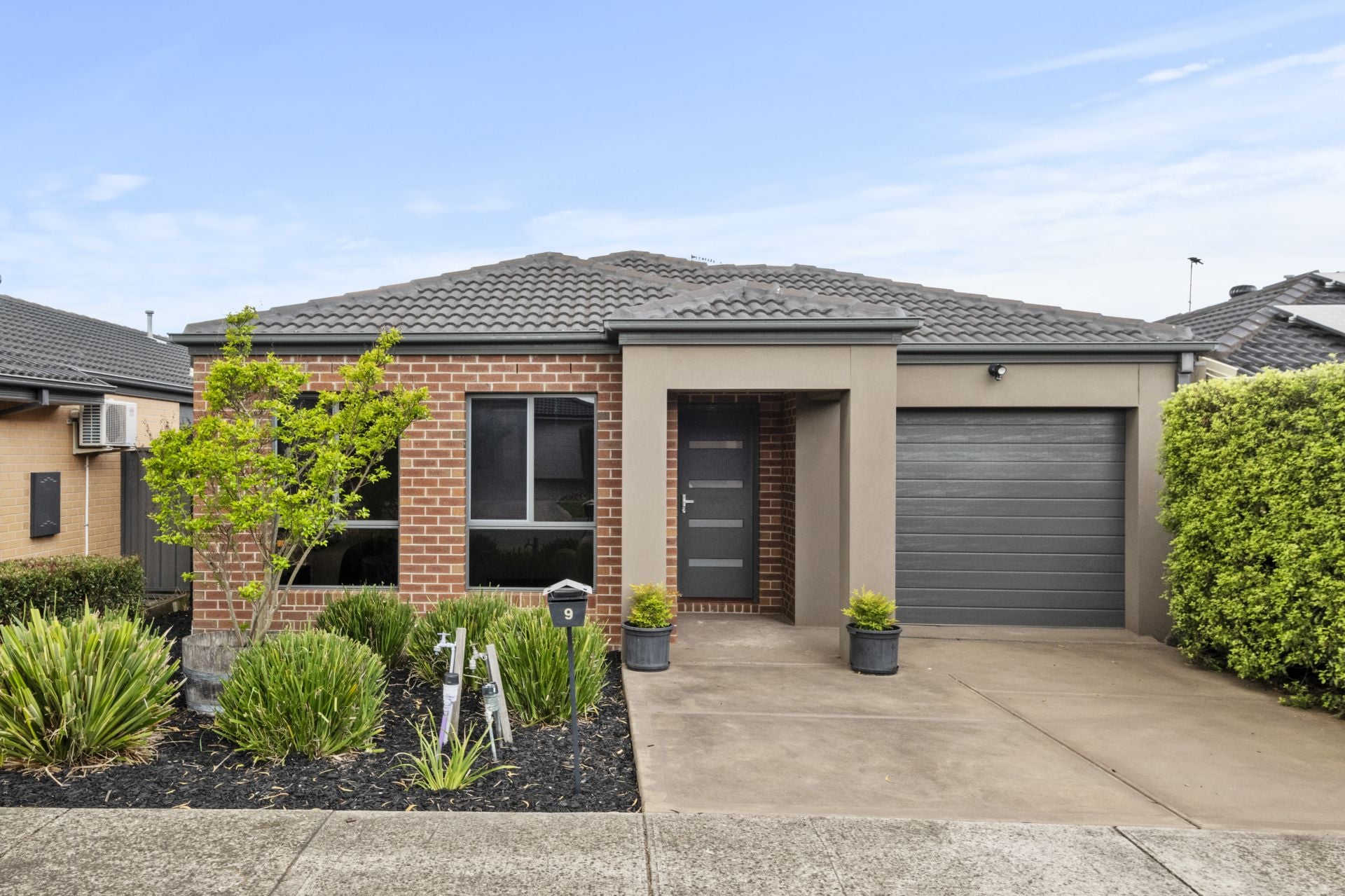 Picture Perfect First Home Or Investment