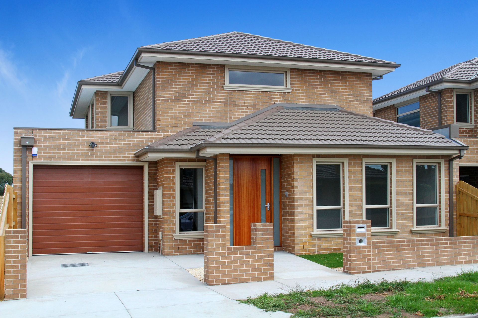Stylish and Contemporary, Executive Living. Only 11kms From the City.