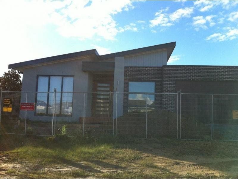 Real Estate For Sale Lot 14 Blue Water Drive, The Oasis Mount