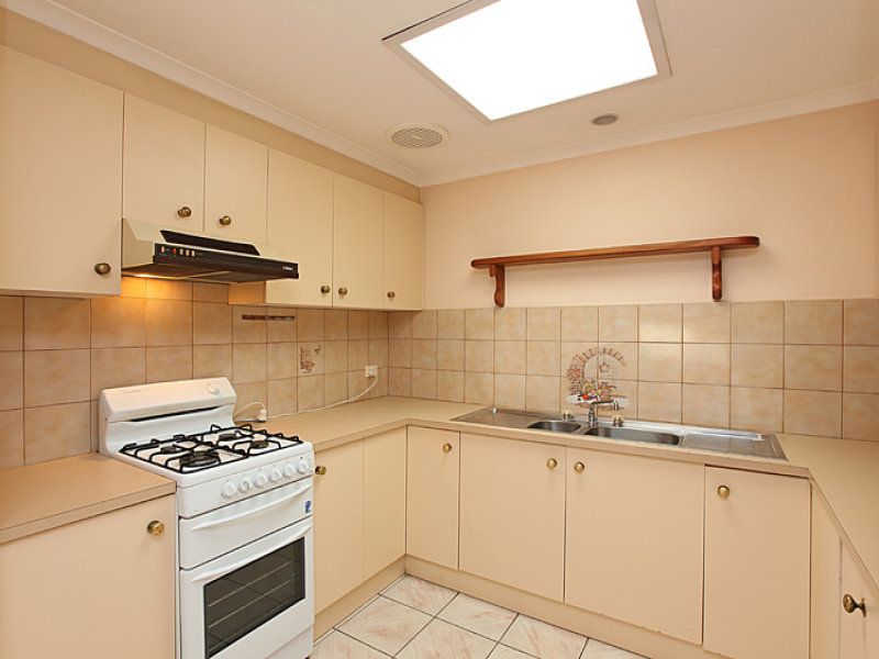 2/14 Balaclava  Ave, Altona Meadows - Thumbnail 3