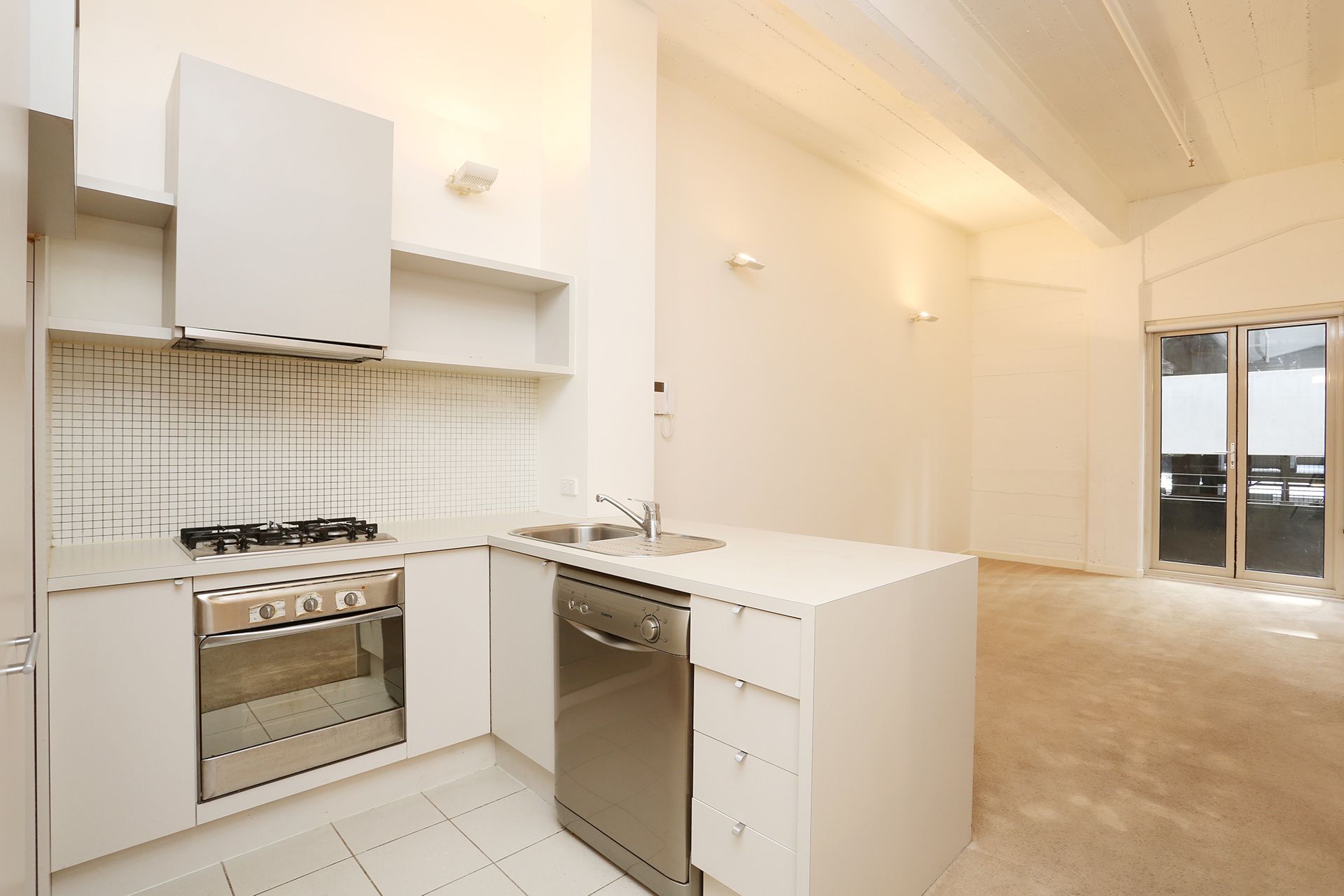505/639 Little Bourke Street, Melbourne - Thumbnail 2