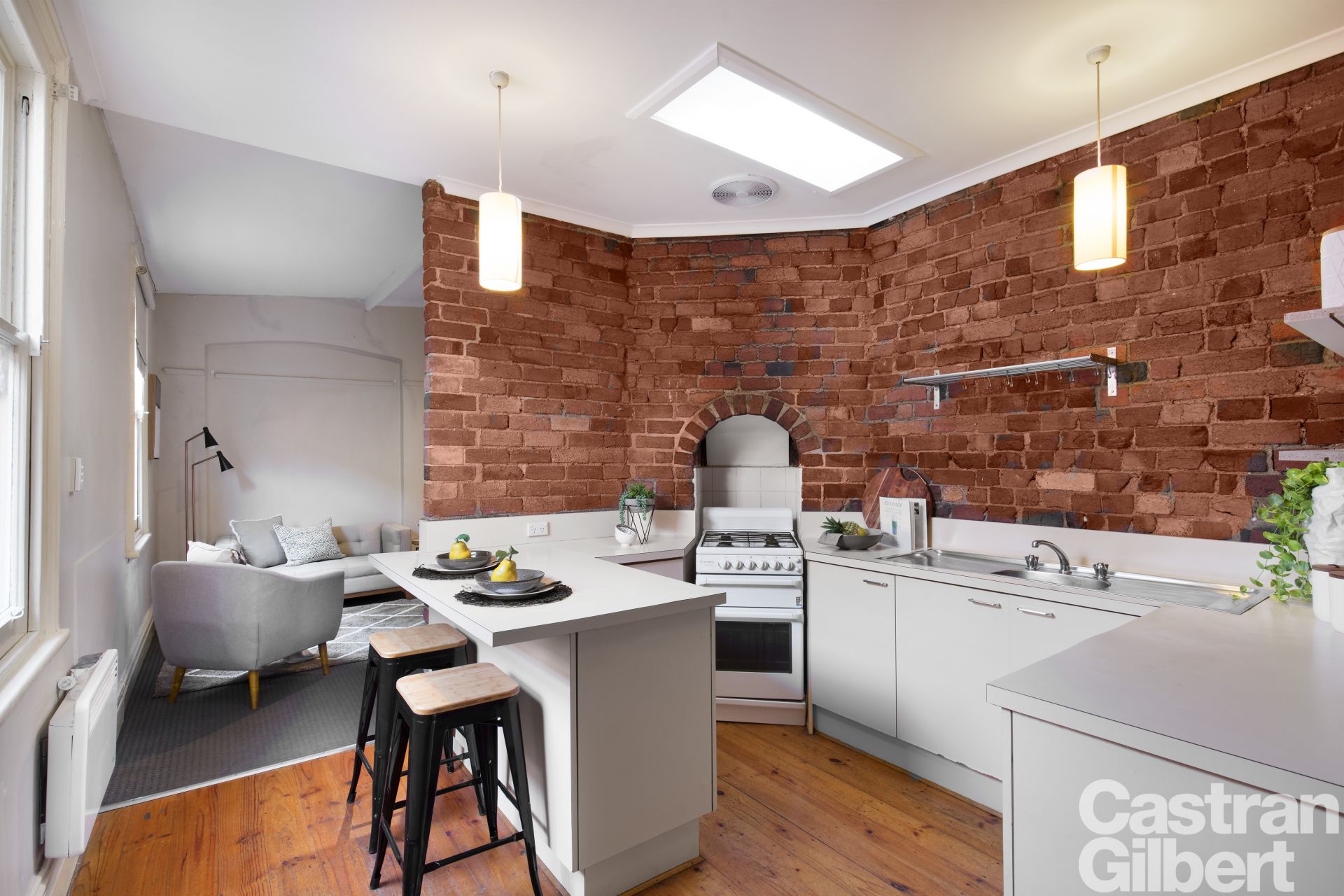 136 Surrey Road North, South Yarra - Thumbnail 2