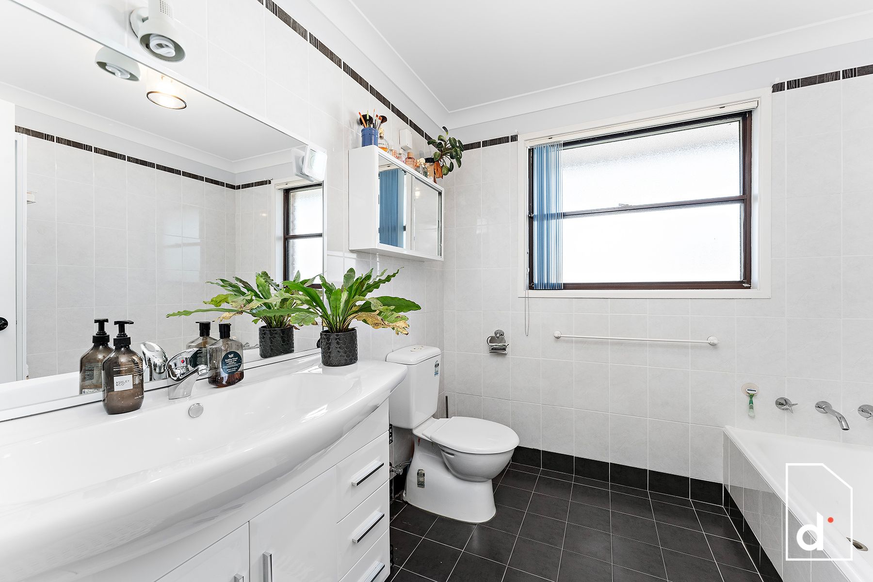 65 Doris Avenue, Woonona NSW