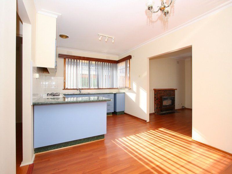 Spacious Living in a Quiet Location!