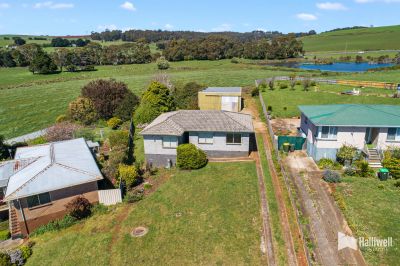 3
 
 
 
  
 
 
 1
 
 
 
  
 
 
 4
 
 
 
 
 
 
 
 42 Barker Street, Ulverstone TAS 7315, Ulverstone - Thumbnail 3