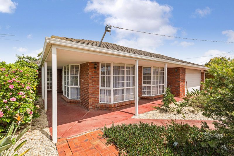 18 Batman Street, Altona Meadows - Thumbnail 2