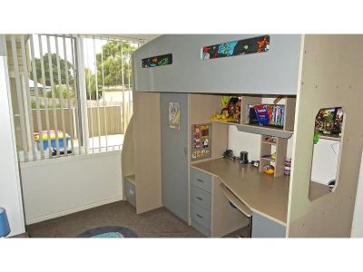 3
 
 
 
  
 
 
 1
 
 
 
 
 
 
 
 
 10 Gerrand Street, LATROBE TAS 7307, Latrobe - Thumbnail 8