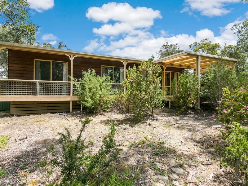 29 Hillcrest Road, Anglesea - Thumbnail 2