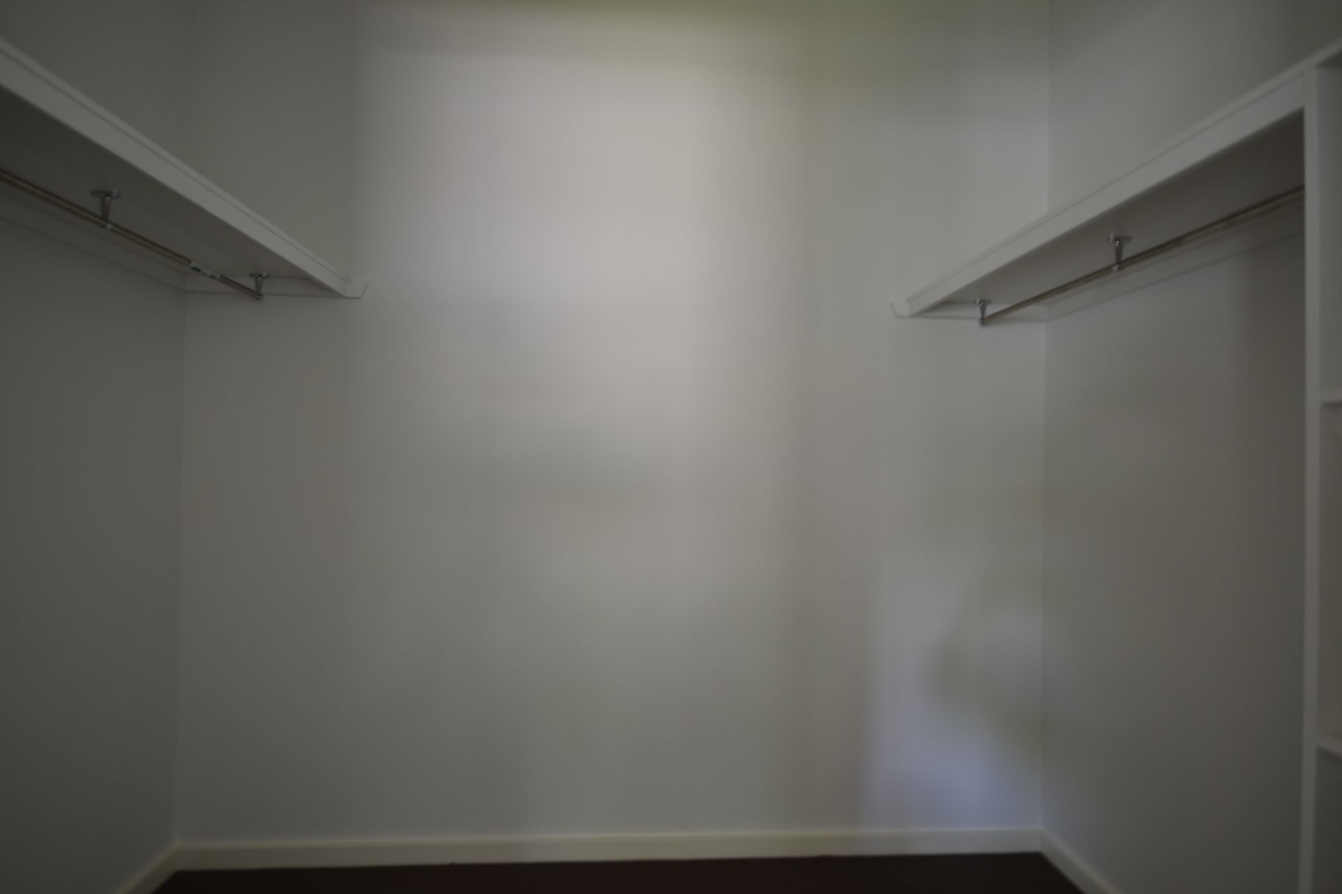 MODERN 4 BEDROOM HOUSE AND LOW MAINTENANCE BLOCK - SOUNDS PERFECT!