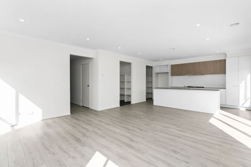 2 Bracegirdle Drive, Mickleham
