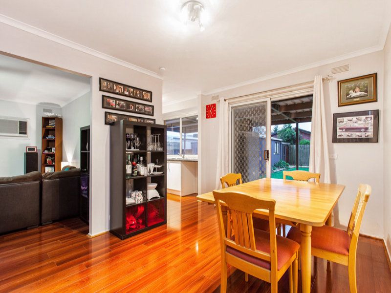 7 Pine Drive, Altona Meadows - Thumbnail 4