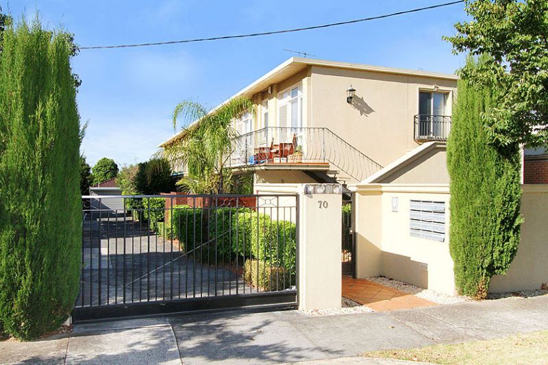 8/70 Collins Street, Thornbury