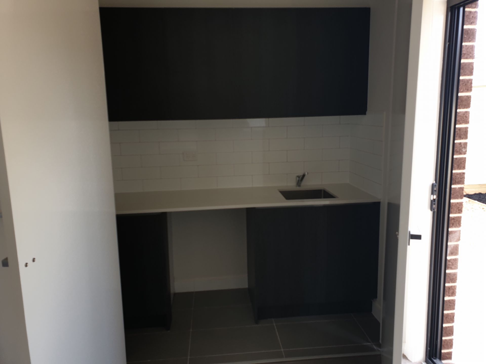 NEWLEY BUILT TOWNHOUSE