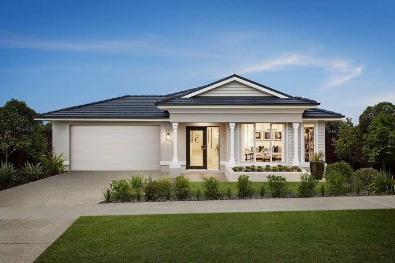 Contemporary Facade & Quality Workmanship !