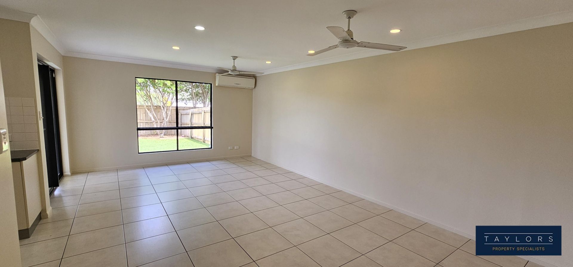 1/62 South Molle Blvd, Cannonvale Taylors Property Specialists