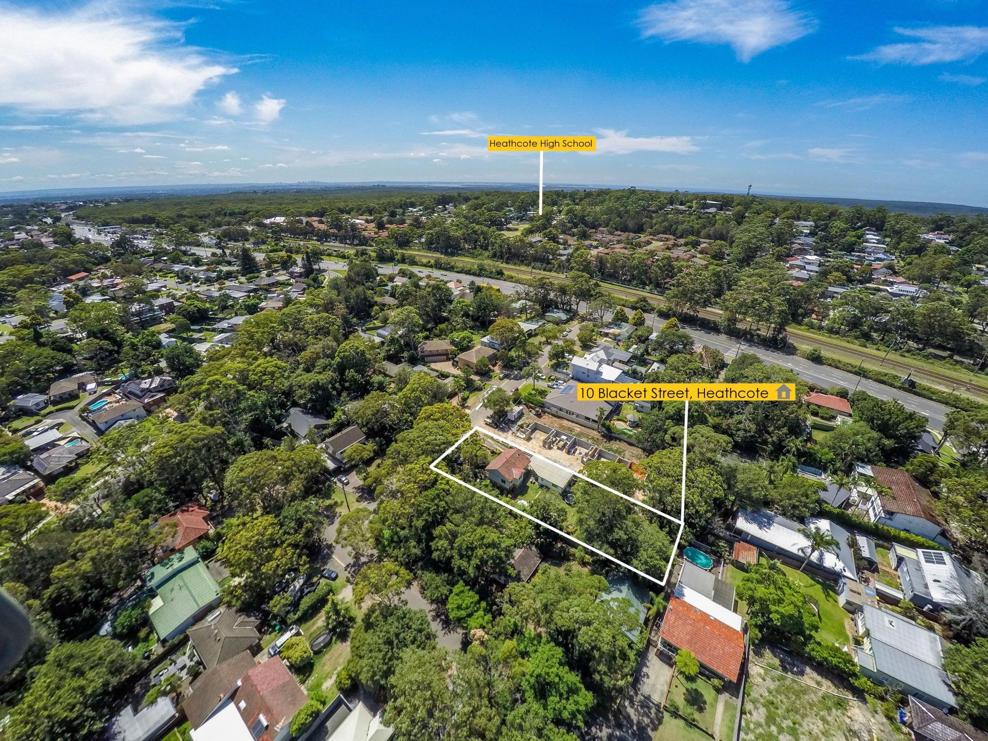 10 Blacket Street, Heathcote NSW 2233